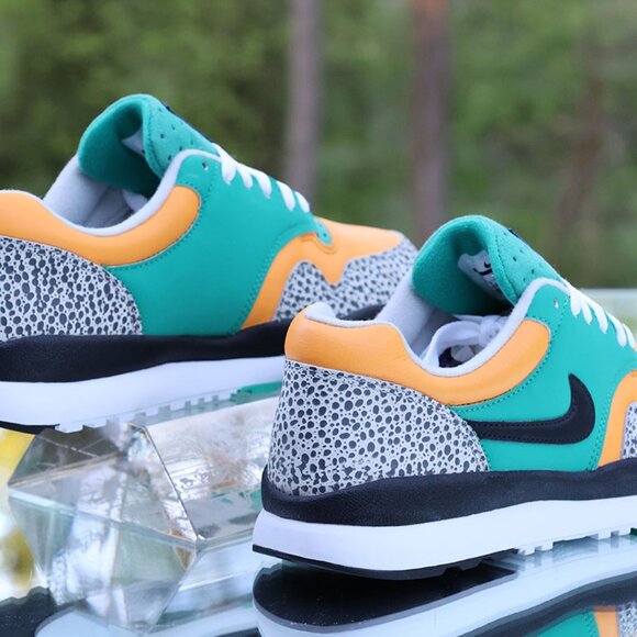 Nike Air Safari SE Emerald Green - Picture 11 of 14